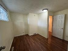 6 Bed 2.5 Bath House For In Fort Richmond - Photo 14