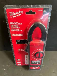 Milwaukee 600A Clamp Meter