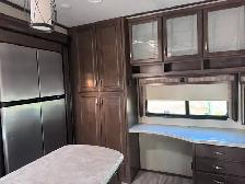 2019 GRAND DESIGN SOLITUDE 344GK - LOADED WITH OPTIONS - Photo 12
