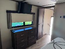 2019 GRAND DESIGN SOLITUDE 344GK - LOADED WITH OPTIONS - Photo 17