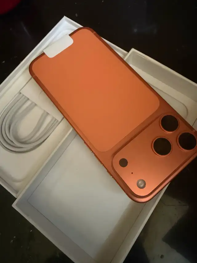Brand New Never used IPhone 17 Pro Max