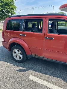 Dodge nitro 2008 avec seulement 200000km pour pieces - Photo 5