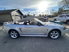 2004 Ford Mustang GT Convertible 40th Anniversary Edition V8 4.6 - Photo 3