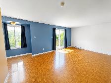 Renovated 3 Bedroom Apartment with Private Terrace in LaSalle - Photo 4