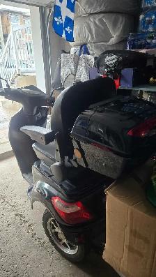 Triporteur à vendre pour pièces - Photo 3