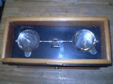 HENRY TROEMNER APOTHECARY SCALE-WOOD CABINET-NEEDS TLC $50 - Photo 2