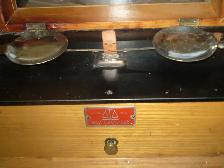 HENRY TROEMNER APOTHECARY SCALE-WOOD CABINET-NEEDS TLC $50 - Photo 8