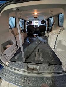 2010 Blue Dodge Caravan SE - Photo 5