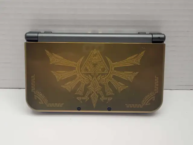 Nintendo 'NEW' 3DS XL Zelda Hyrule Edition