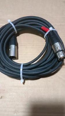 Microphone and guitar /amp cable bundle - Photo 2