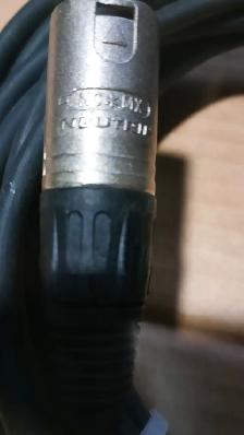 Microphone and guitar /amp cable bundle - Photo 3
