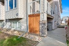 Fully Furnished 5 Bedroom Duplex in Prime Location - Photo 2