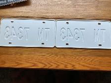 Vintage Movie pair of Plastic (Not Real) Texas licence Plates ! - Photo 4