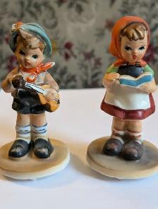 Hummel and other assorted figurines - Photo 7