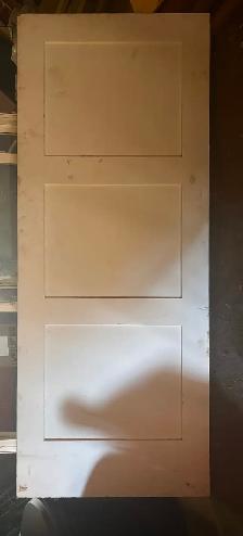 Solid wood shaker style door