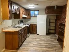 Basement suite for rent - Photo 2