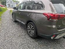 2019 Mitsubishi Outlander 7 Seater - Photo 3