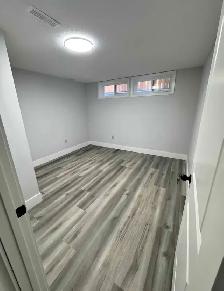 Private One bedroom Basement to rent near Sheridan college - Photo 4