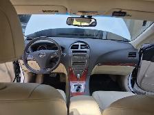 Lexus 2011 ES350 – Excellent Condition – Luxury, Reliability - Photo 6
