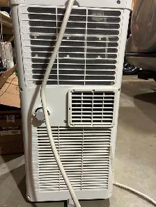 Uberhaus 8,000 BTU Portable Air Conditioner - Photo 3