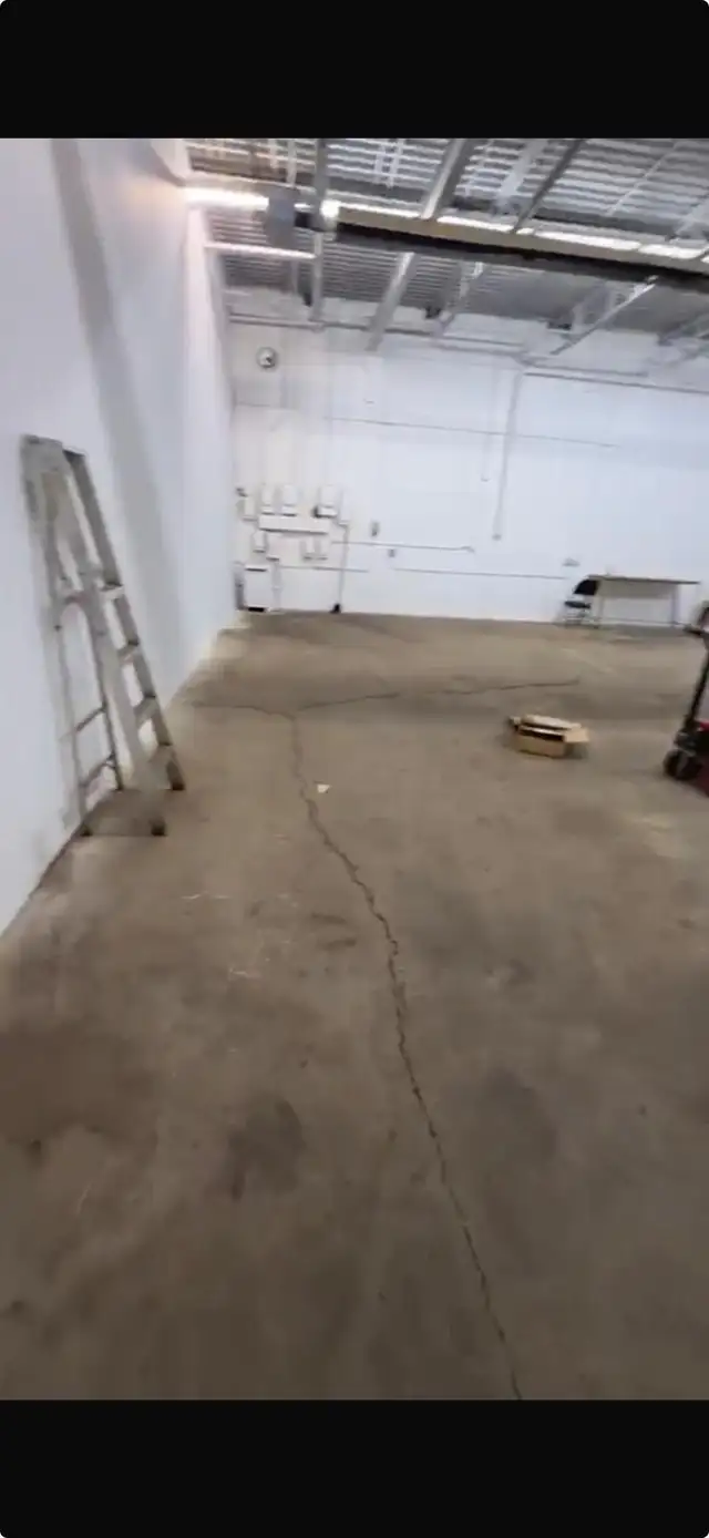 Warehouse Unit for Rent