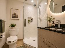 BEAUTIFUL 2-BEDROOM CONDO WITH MODERN AMENITIES - Photo 2