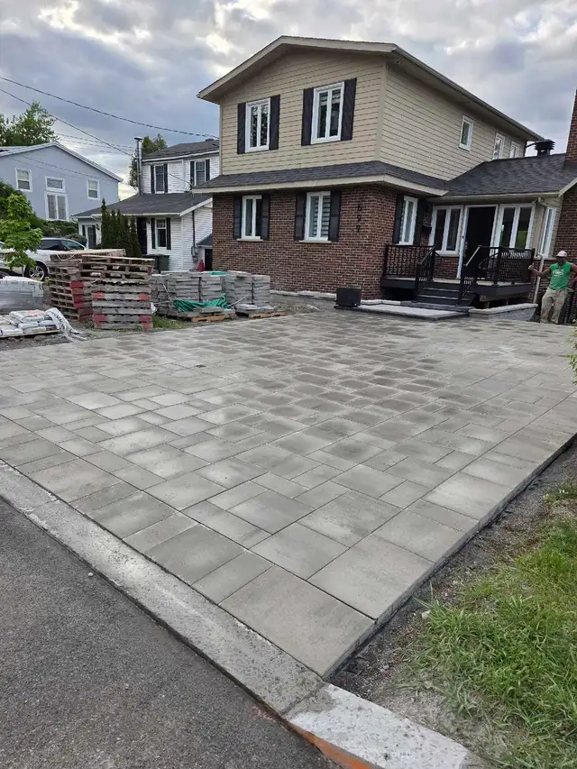 Landscaping laborer, Unistone installer