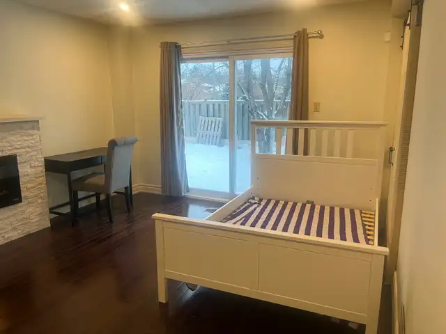 UPSTAIRS Furnished ROOM FOR RENT –FEMALE ONLY