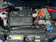 2017 Audi A3 Plug in Hybrid  - Eletrcic - Gas 1.4L - Only 111kms - Photo 11