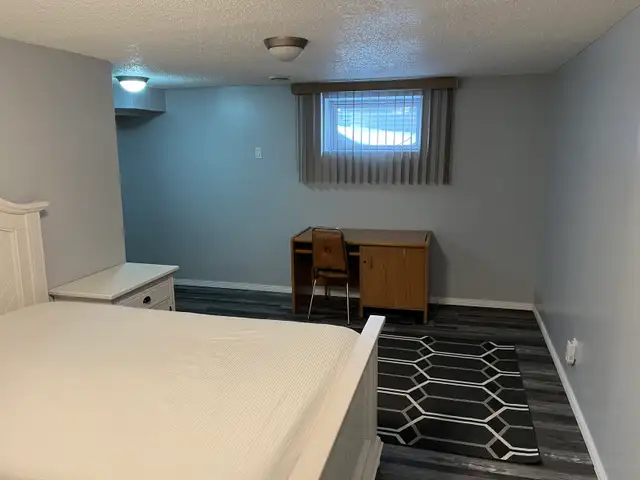 A bachelor for rent close to the U of M