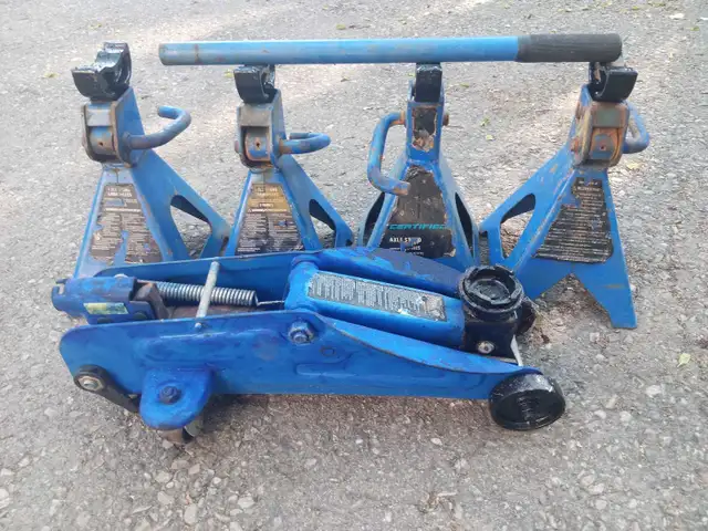 Certified Floor Jack and Axle Stands