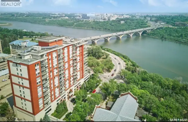 Furnished Executive Condo for Rent River view