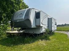 2012 Open Range 5th Wheel - Photo 3