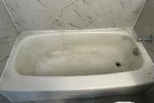 Bathtub Refinishing - Photo 4