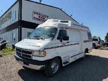 1995 Dodge Ram Vans LIESURE WAY WIDE BODY CAMPER VAN