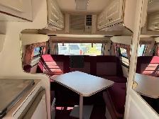 1995 Dodge Ram Vans LIESURE WAY WIDE BODY CAMPER VAN - Photo 15