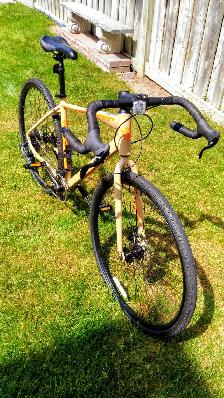 Hyper Gravel Bike - Photo 3