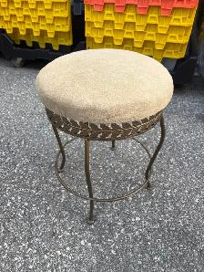 Free delivery Used Vintage Vanity Stool with Leaf Accent - Photo 2
