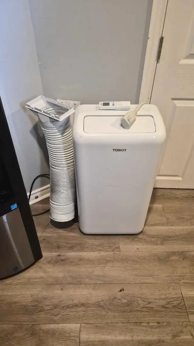 Tosot 14,000 BTU Portable Air Conditioner