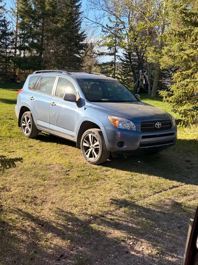 2008 Toyota RAV4 - RARE FIND