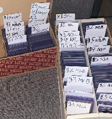 My Brothers $1-$5 Dollar box (NBA, NHL, NFL, MLB, FIFA) - Photo 9