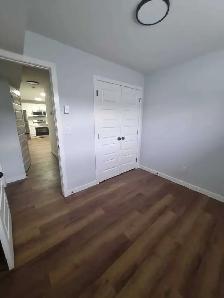 2 bedroom 1 bath basement in Rosewood - Photo 2