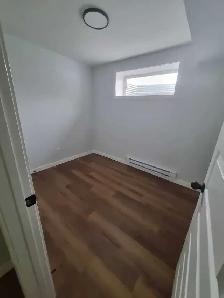 2 bedroom 1 bath basement in Rosewood - Photo 4