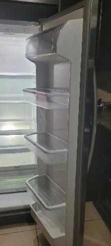 Refrigerator for Sale (Excellent Condition, Asking Price $200) - Photo 4