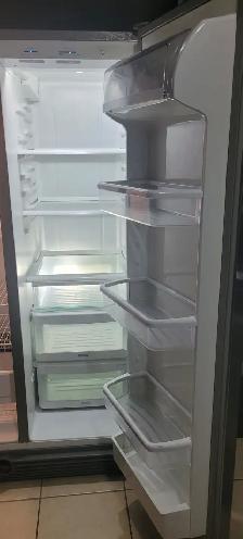 Refrigerator for Sale (Excellent Condition, Asking Price $200) - Photo 5