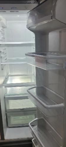 Refrigerator for Sale (Excellent Condition, Asking Price $200) - Photo 7