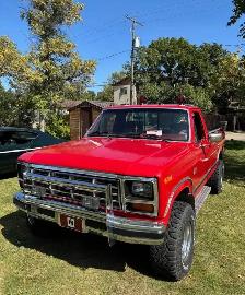 1986 ford f150 Lariat 4x4 Lifted - Photo 3