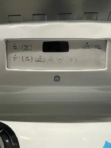 NEW 30" GE Electric Coil Top Range Stove With Self Clean 5 Cu.Ft - Photo 7