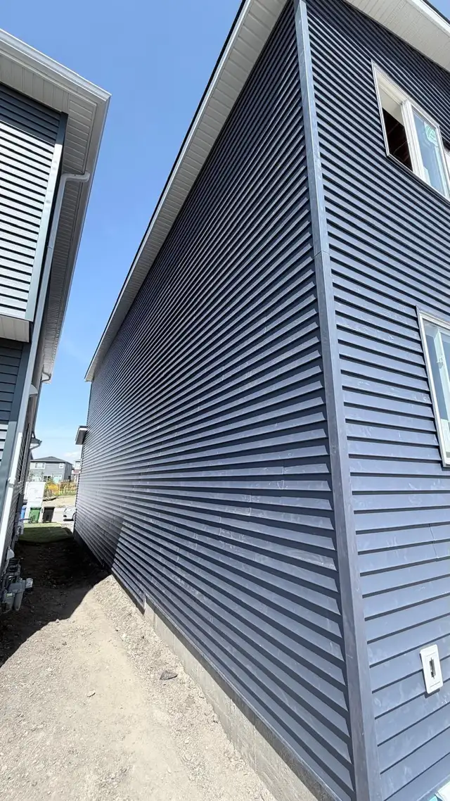 Siding and hardie installer