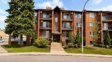 FOR SALE | Beautiful 4½ Condo in Laval (Chomedey) - Photo 2
